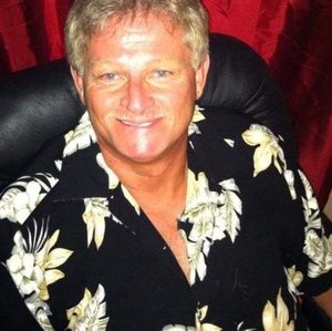 Meet your Posher, Mark